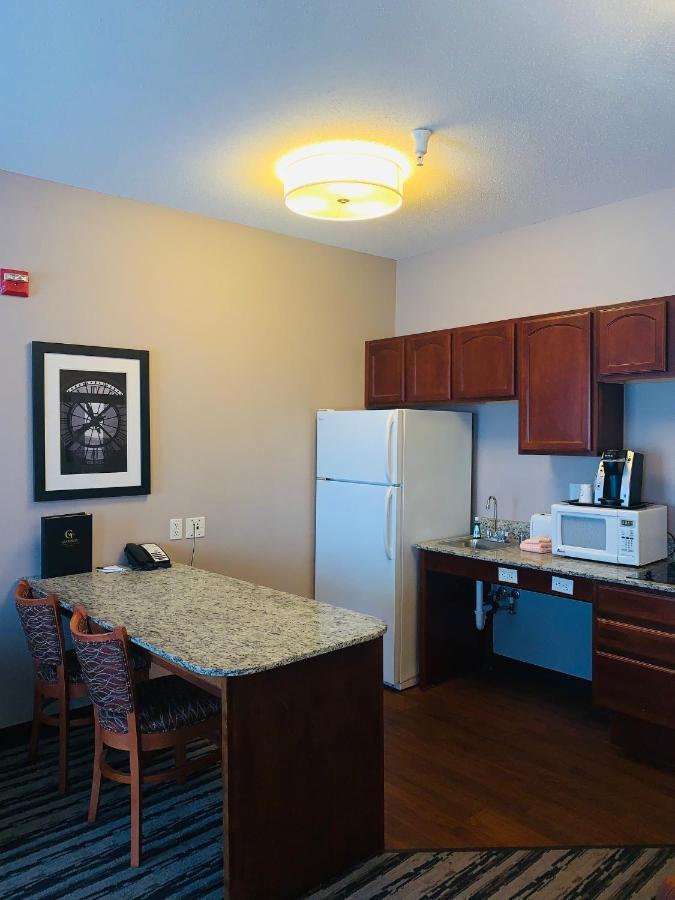 Grandstay Residential Suites Hotel Сент-Клауд Экстерьер фото